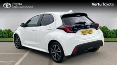 Toyota Yaris 1.5 Hybrid Design 5dr CVT Hybrid Hatchback
